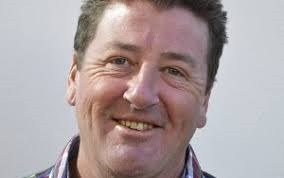  Artikkelforfatter, Eddie Whyte 