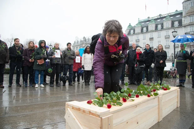 Faith-based activists in Oslo hold a vigil for the victims of Norwegian arms on 14 April. 